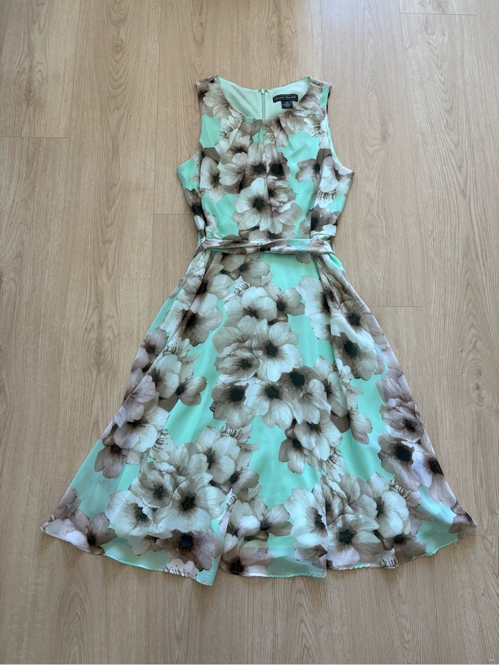Jessica Howard Floral Dress